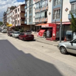 kontrolden-cikan-kamyoneti-icine-atlayarak-durdurmayi-basaran-firinci-facianin-onune-gecti-ymNj7tsh.jpg
