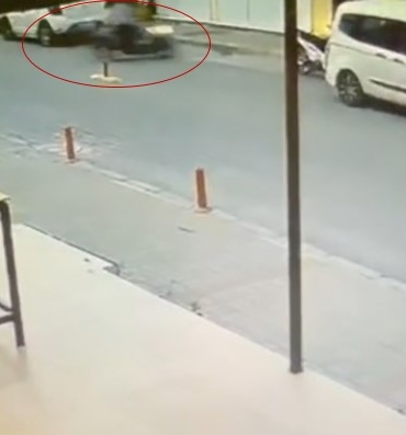 kontrolden-cikan-motosiklet-duvara-carpti-1-yarali-tsuOgKLI.jpg