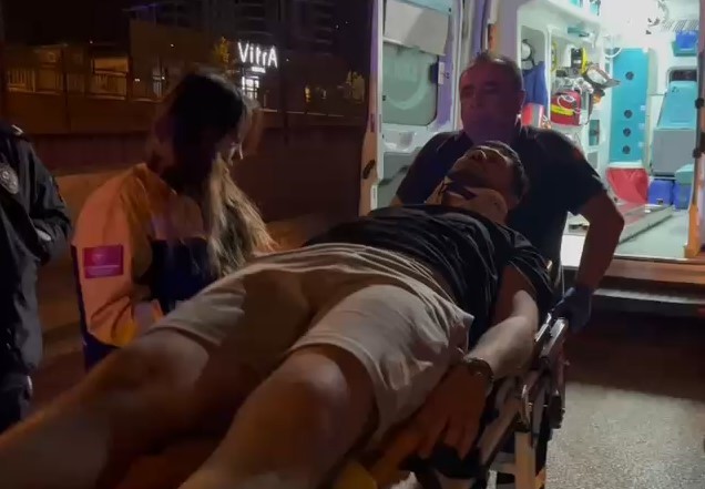 kontrolden cikan otomobil bariyere carpti surucu yaralandi 1