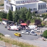 kontrolden-cikan-otomobil-kalabaliga-daldi-4-yarali-U9sCaKp7.jpg