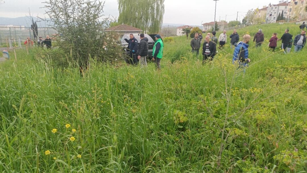 Kontrolden çıkan otomobil, kaldırımda yürüyen 17 yaşındaki genci hayattan kopardı 5 kontrolden cikan otomobil kaldirimda yuruyen 17 yasindaki genci hayattan kopardi 1 m8eTLXQ8
