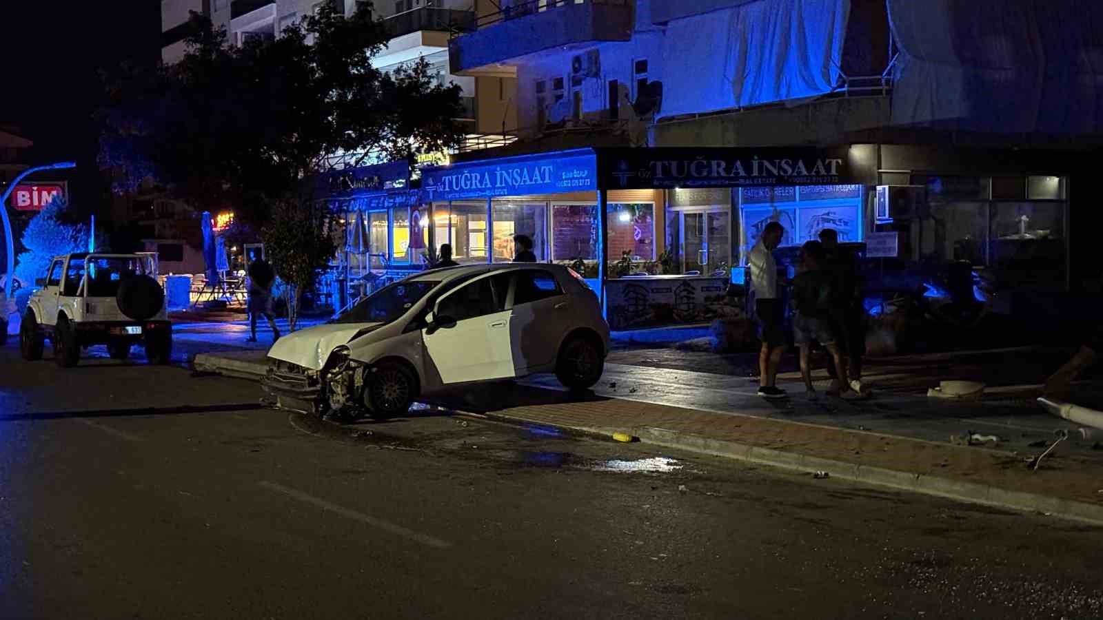kontrolden cikan otomobil ortaligi savas alanina cevirdi 5 71tZpUSw