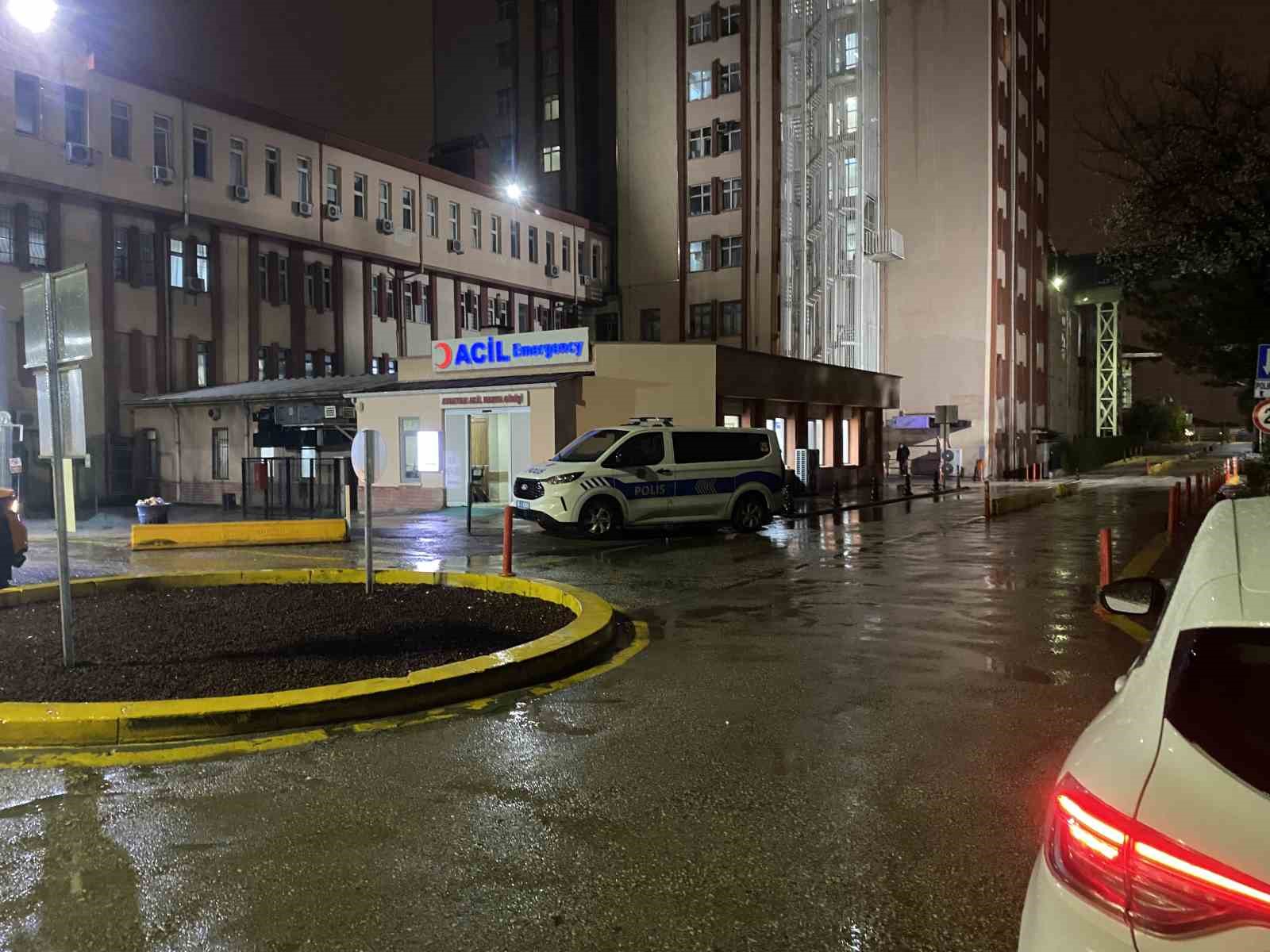 Kontrolden çıkan otomobil takla attı: 1 ölü 9 kontrolden cikan otomobil takla atti 1 olu 5 AFhDSKha