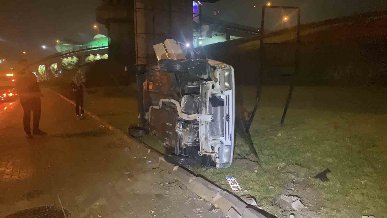 kontrolden cikan otomobil takla atti surucu burnu bile kanamadan kurtuldu 4 U5lXLeu1