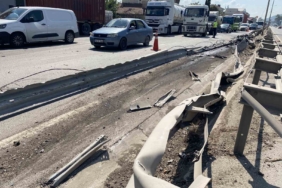 kontrolden-cikan-tir-bariyerleri-asarak-karsi-seride-gecti-1-yarali-jROjcrBD.jpg