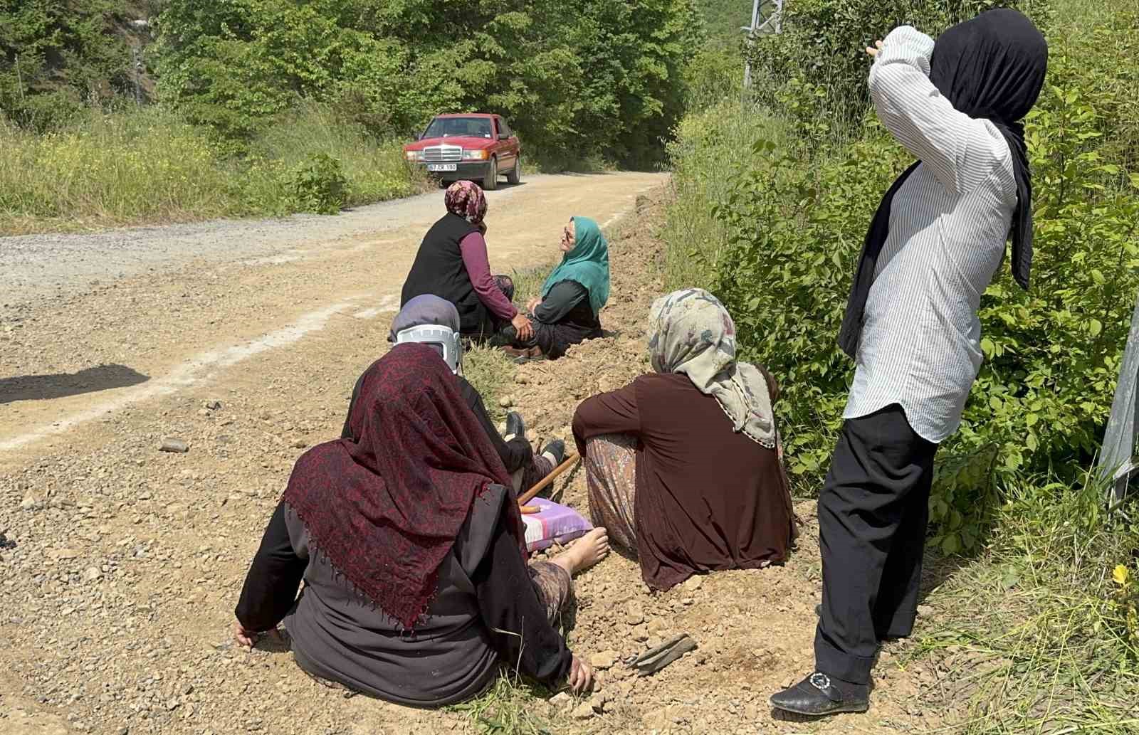 kontrolden tarim araci devrildi 5 yarali 2 diTjGQpn