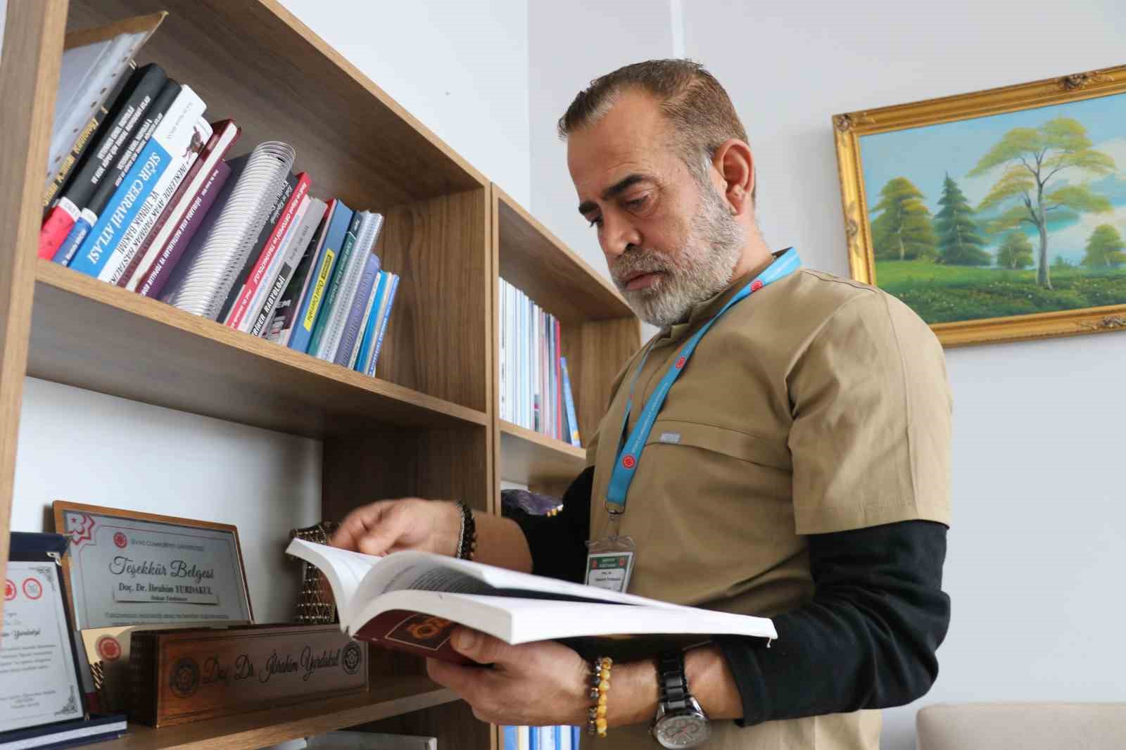 kontrolsuz birakilan gidalar kurtlarin dengesini bozdu kurtlar yerlesim yerlerine inmeye basladi 3 cEfiea8a