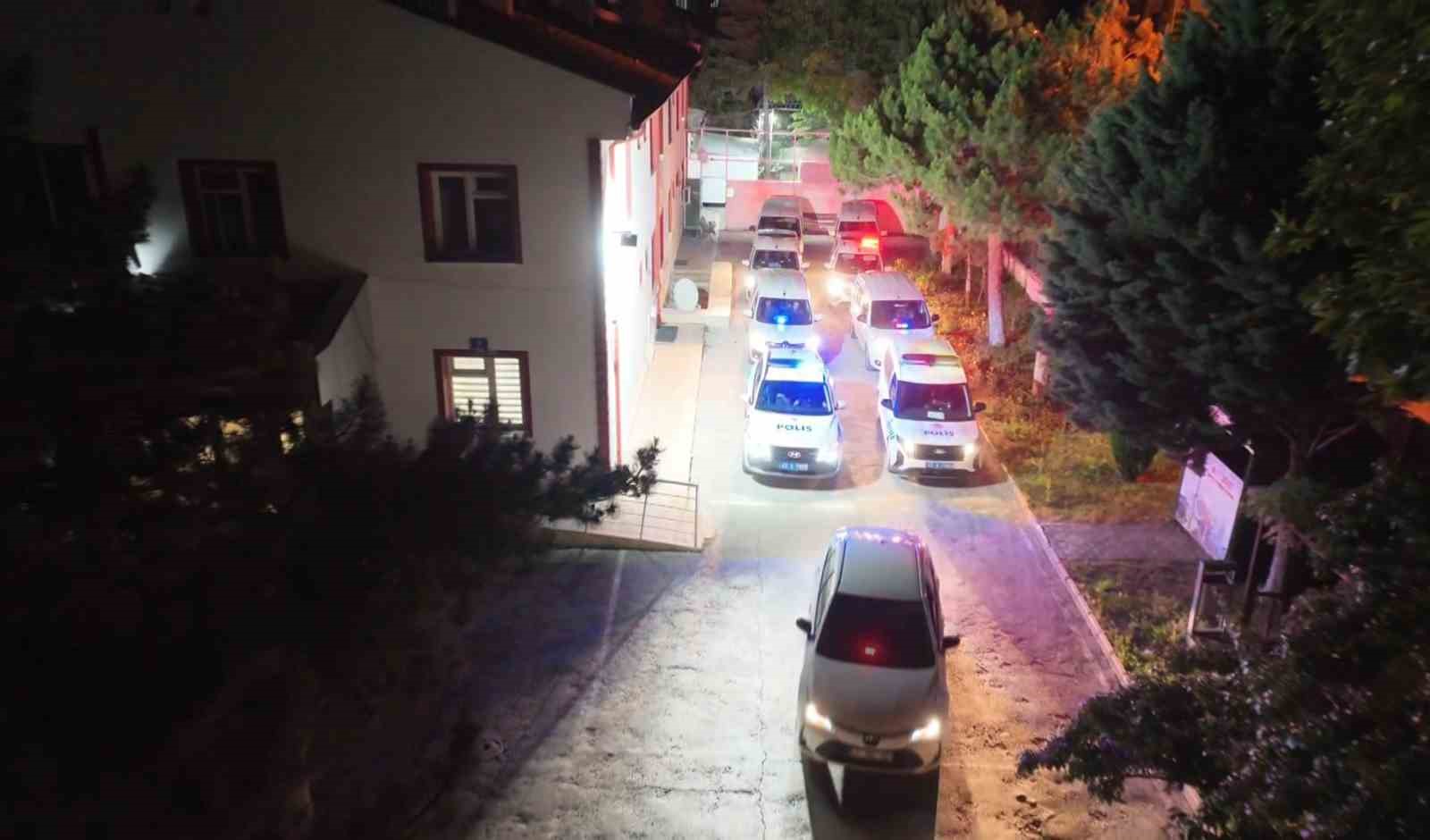 konya merkezli gocmen kacakciligi operasyonunda 10 tutuklama 1 zzK3M54G
