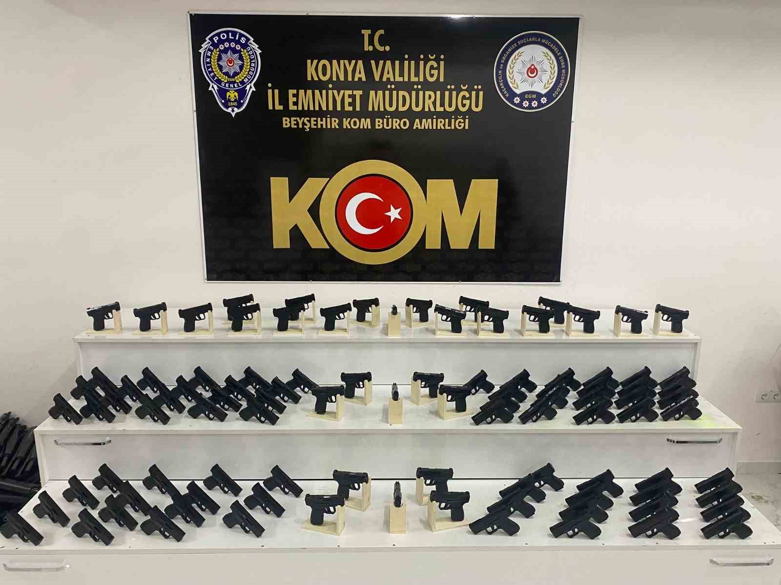 konya polisinden silah kacakcilarina operasyon 0