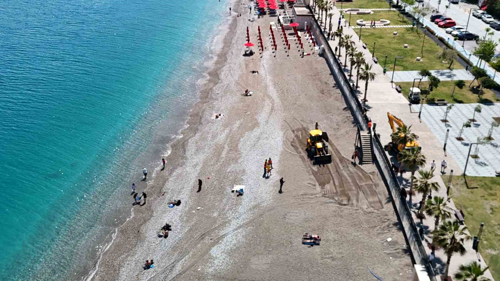 konyaalti sahilinde sezon oncesi hazirliklar basladi 3 G3SIlPDm
