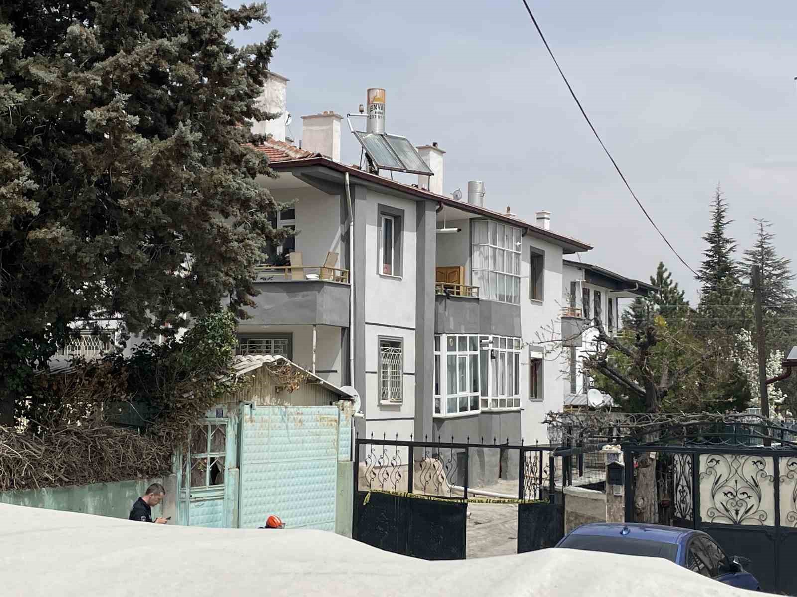 konyada 2 binada olusan catlaklar sonrasi vatandaslar tahliye edildi 4 g29VhALa