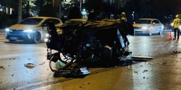 konyada-agaca-carpan-otomobilden-firlayan-yolcu-kurtarilamadi-IBB98nCc.jpg