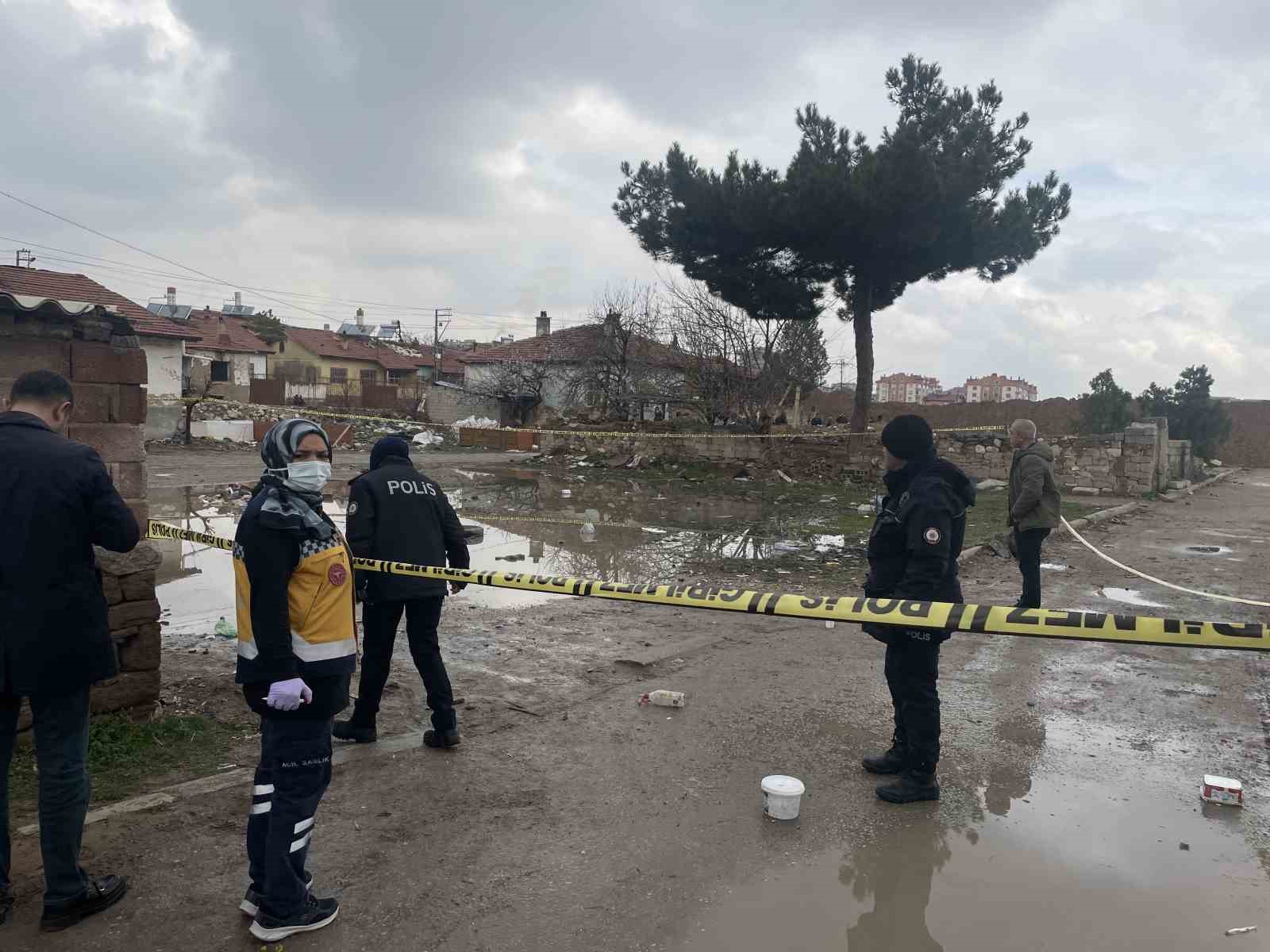 konyada akraba kavgasinda 1 kisi vuruldu 0 HgRlBWVw