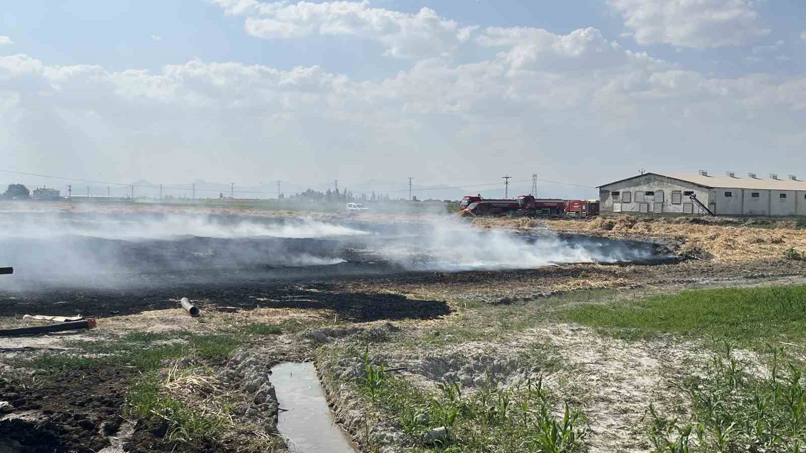 Konya’da anız yangını paniği 4 konyada aniz yangini panigi 0 KejOrEfZ