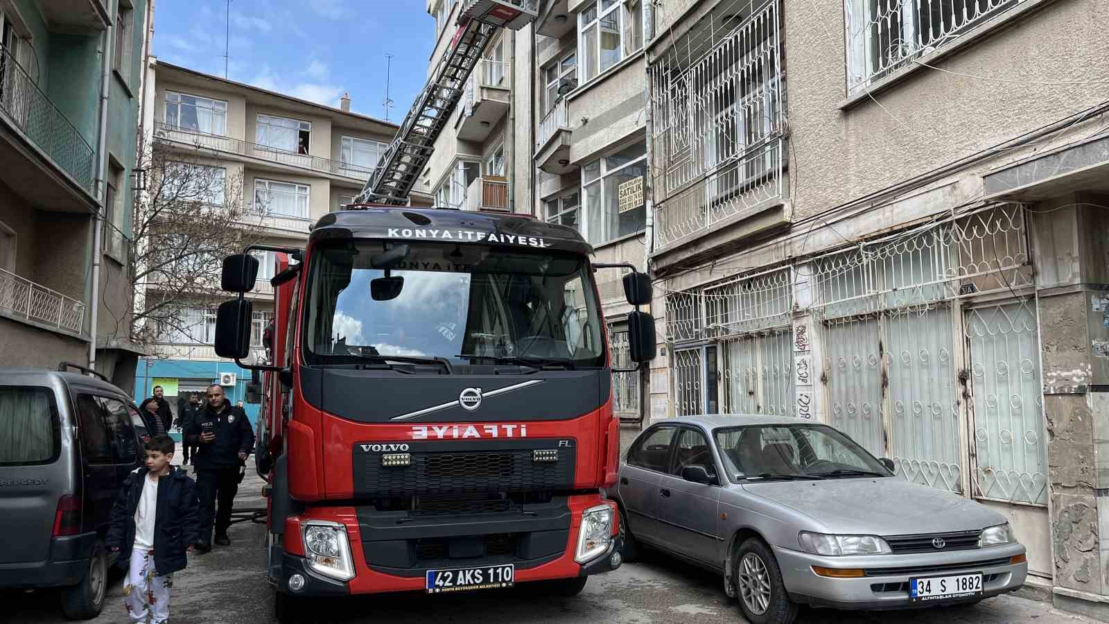 konyada binada cikan yanginda mahsur kalan 5i cocuk 8 kisi ekiplerce kurtarildi 5 hvjBZqfs