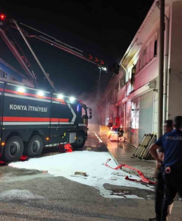 konyada-is-yerinde-yangin-panigi-5kDvcmlc.jpg