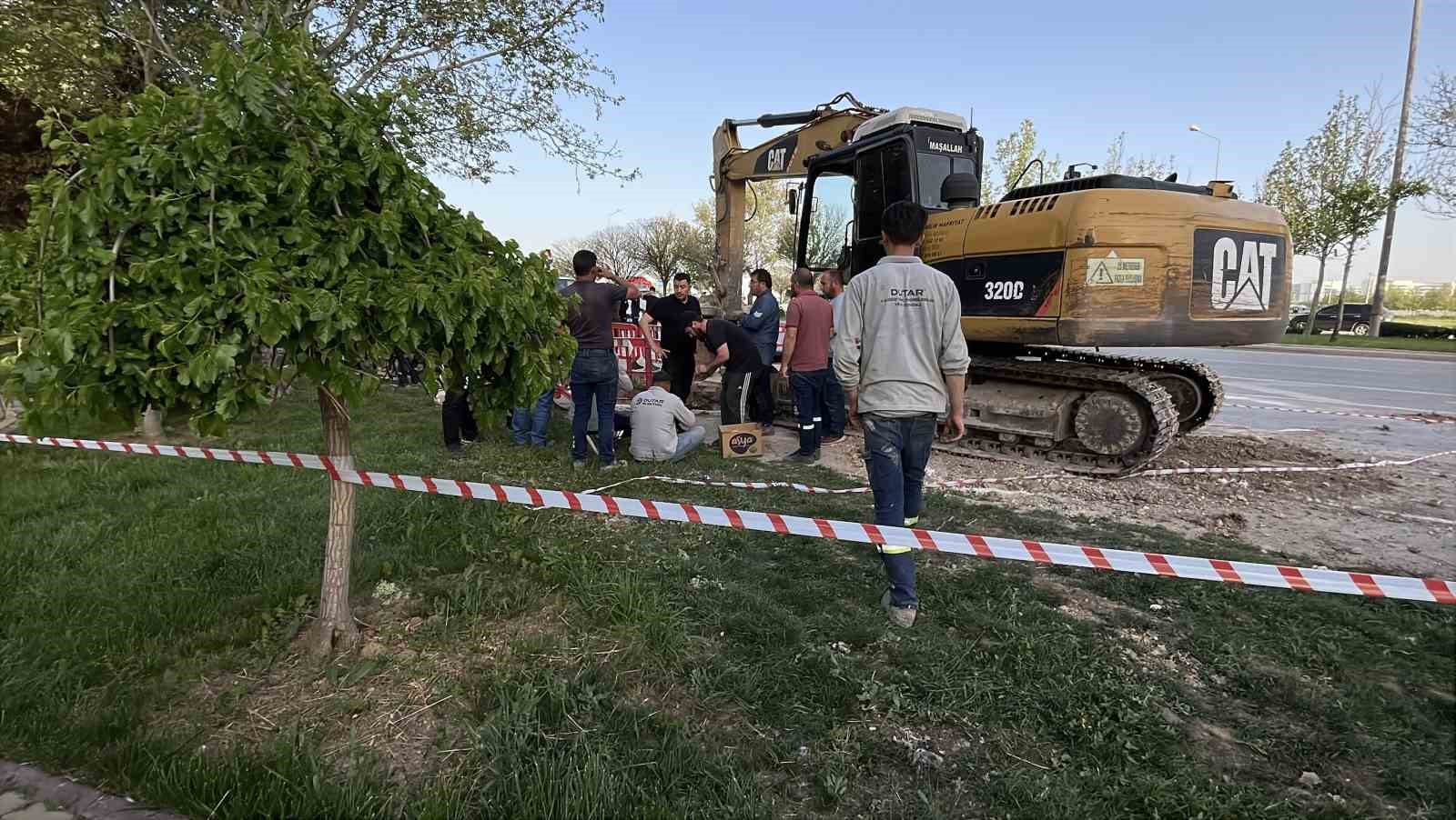 konyada iscilerin calistigi alanda gocuk 2 yarali 1 mDBeQ59H