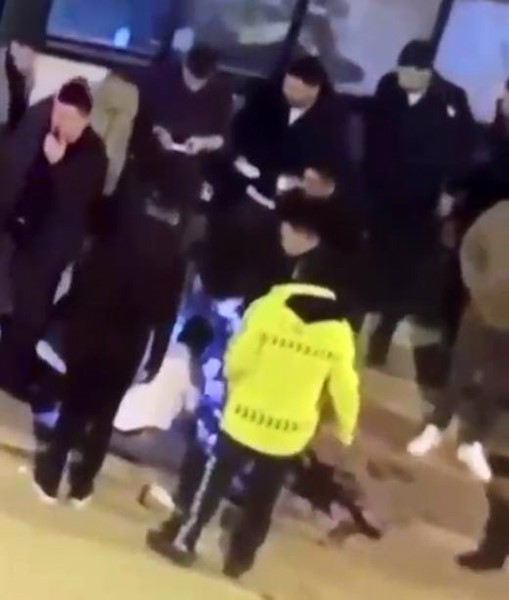 konyada kafede silahli kavga 2 yarali 0 mAqlNkJP