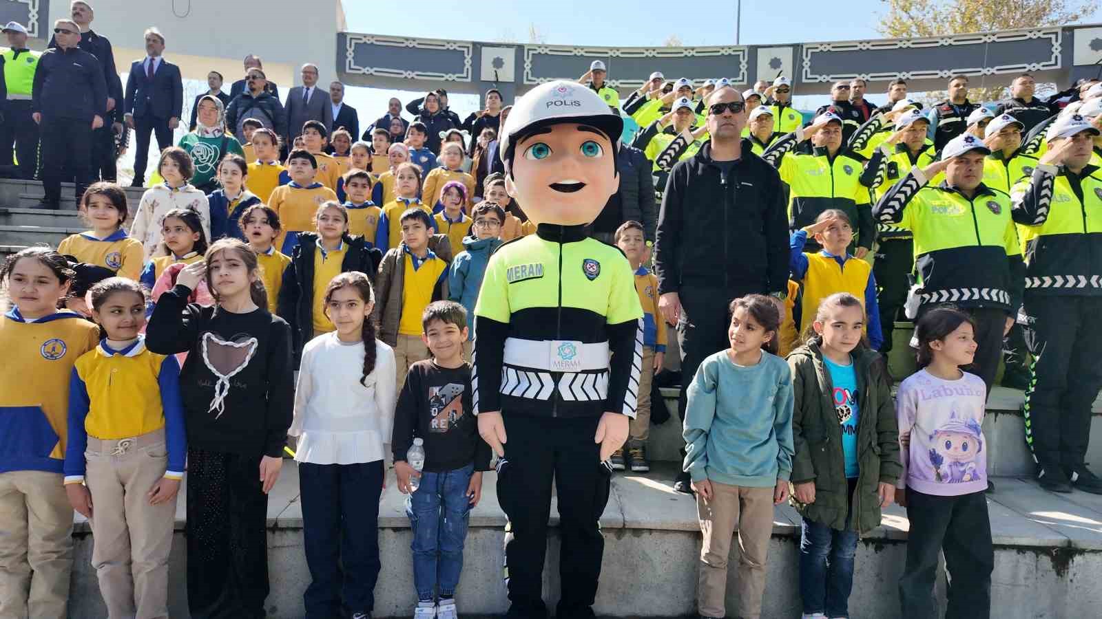 konyada karayolu trafik haftasi etkinlikleri 2 eRgakiAJ