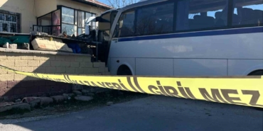 konyada-kazada-yaralanan-13-yasindaki-ogrenci-kurtarilamadi-pFGcPOvp.jpg