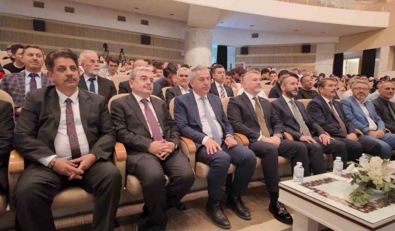 konyada-kudus-konulu-makale-yarismasi-odul-toreni-ve-genc-kalemler-okul-dergileri-fuari-v5Ds2qNa.jpg