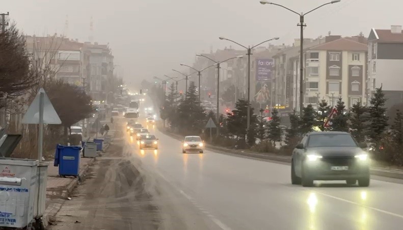 konyada kum firtinasi hayati olumsuz ekliyor 2 bww6HK8M