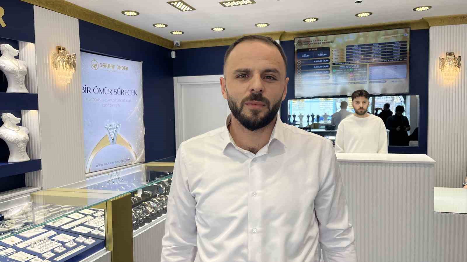 konyada maskeli soyguncularin hedefi olan kuyumcu o anlari anlatti 0 BbWIKPhZ