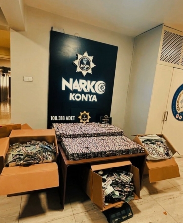 konyada-narkotik-polisinden-uyusturucu-operasyonu-6-tutuklama-Kj6zxWFT.jpg