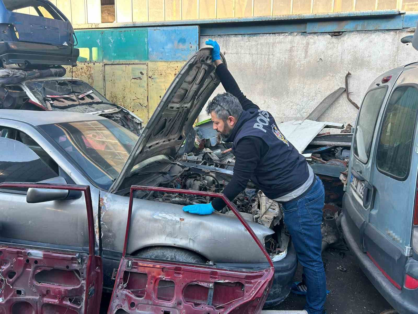 konyada oto kapan operasyonunda 75 milyonluk change arac ele gecirildi 2 vYLtIHVB