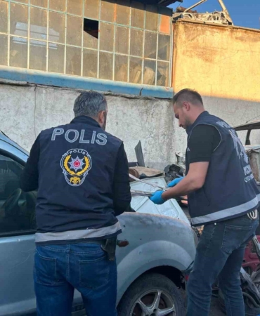 konyada-oto-kapan-operasyonunda-75-milyonluk-change-arac-ele-gecirildi-BnHKb1sT.jpg