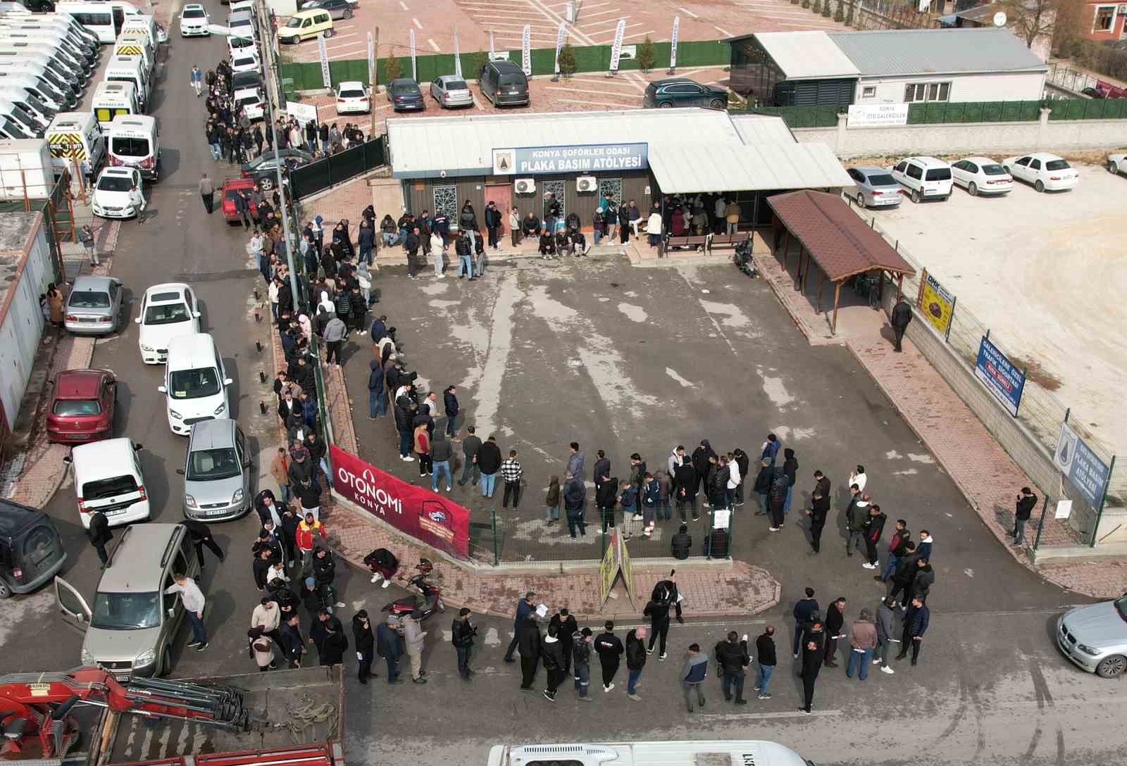 konyada plaka degistirme kuyrugu 0 JKdh4SFp