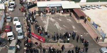 konyada-plaka-degistirme-kuyrugu-Cenk8A9t.jpg
