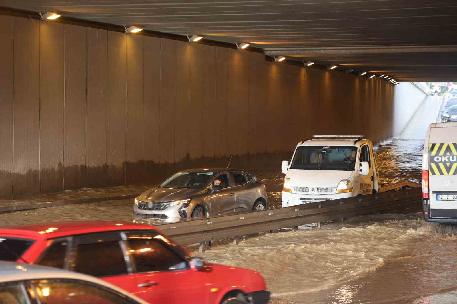konyada saganak etkili oldu 3 OhLMA3df
