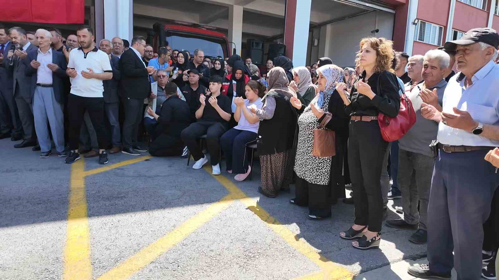 konyada sehit itfaiye erine ugurlama toreni 2 D1H1uBvt