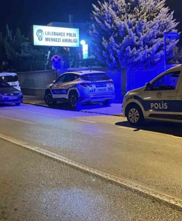 konyada-sirtindan-bicaklanan-genc-hayatini-kaybetti-Pi6Qtyxh.jpg