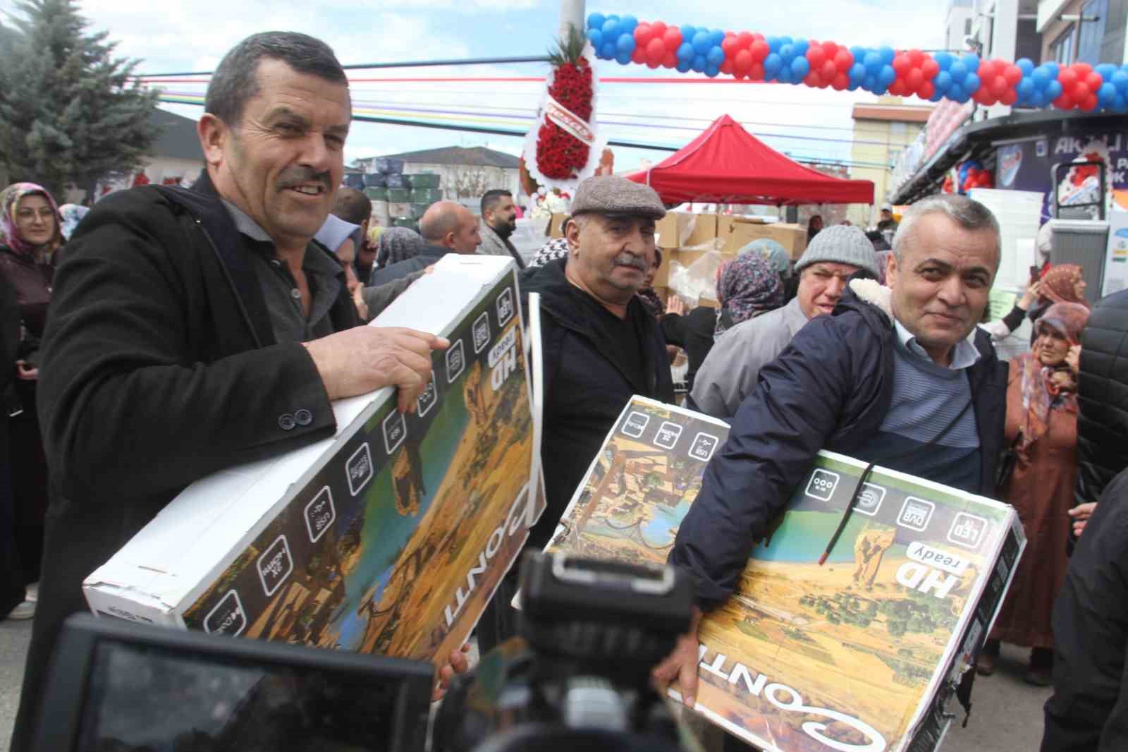 konyada ucuz televizyon izdihami 2 b5HXwDkD