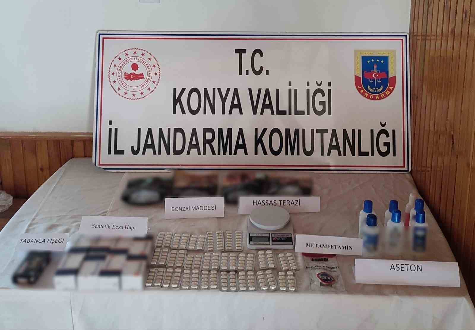 konyada uyusturucu tacirlerine 15 gunde 30 operasyon 6 tutuklama 2 j8yuhqFa