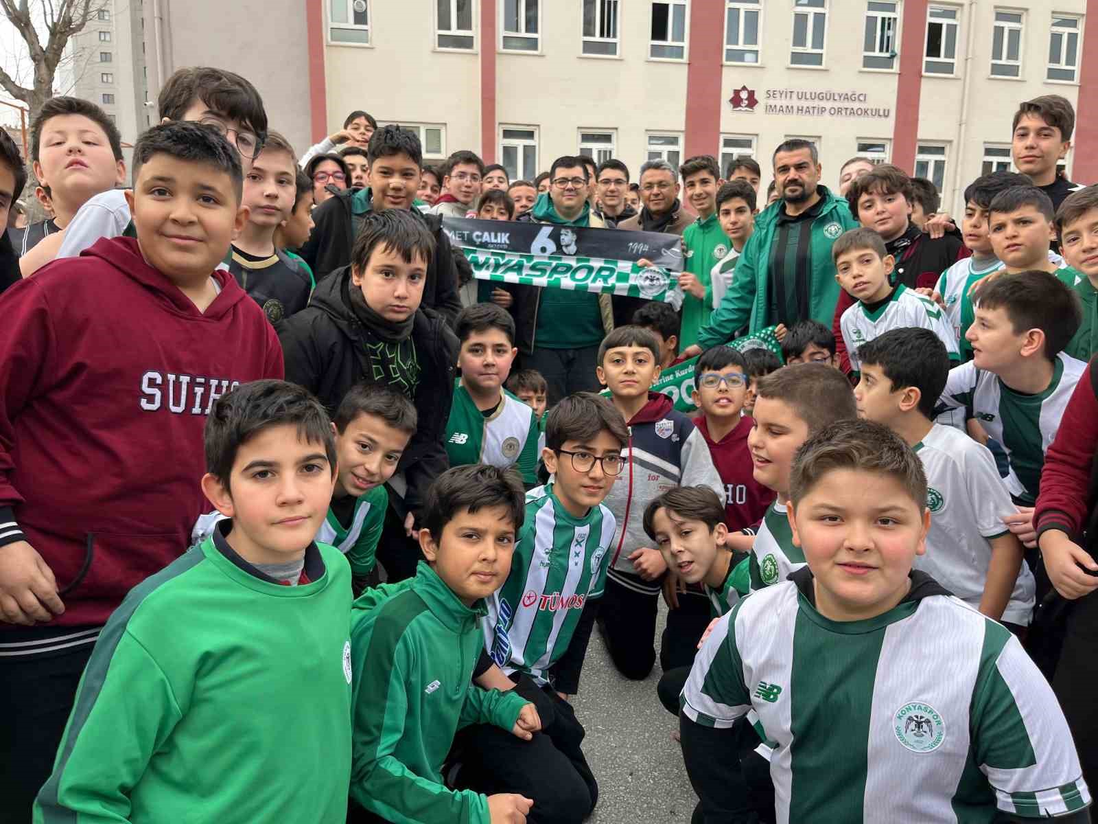 konyali ogretmen ahmet calik icin her yil lokma dagitiyor 2 apuEhLPB