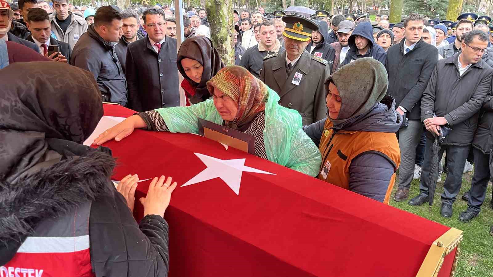 konyali sehit uzman cavus selman akarsel son yolculuguna ugurlandi 3 y7PyFaTr