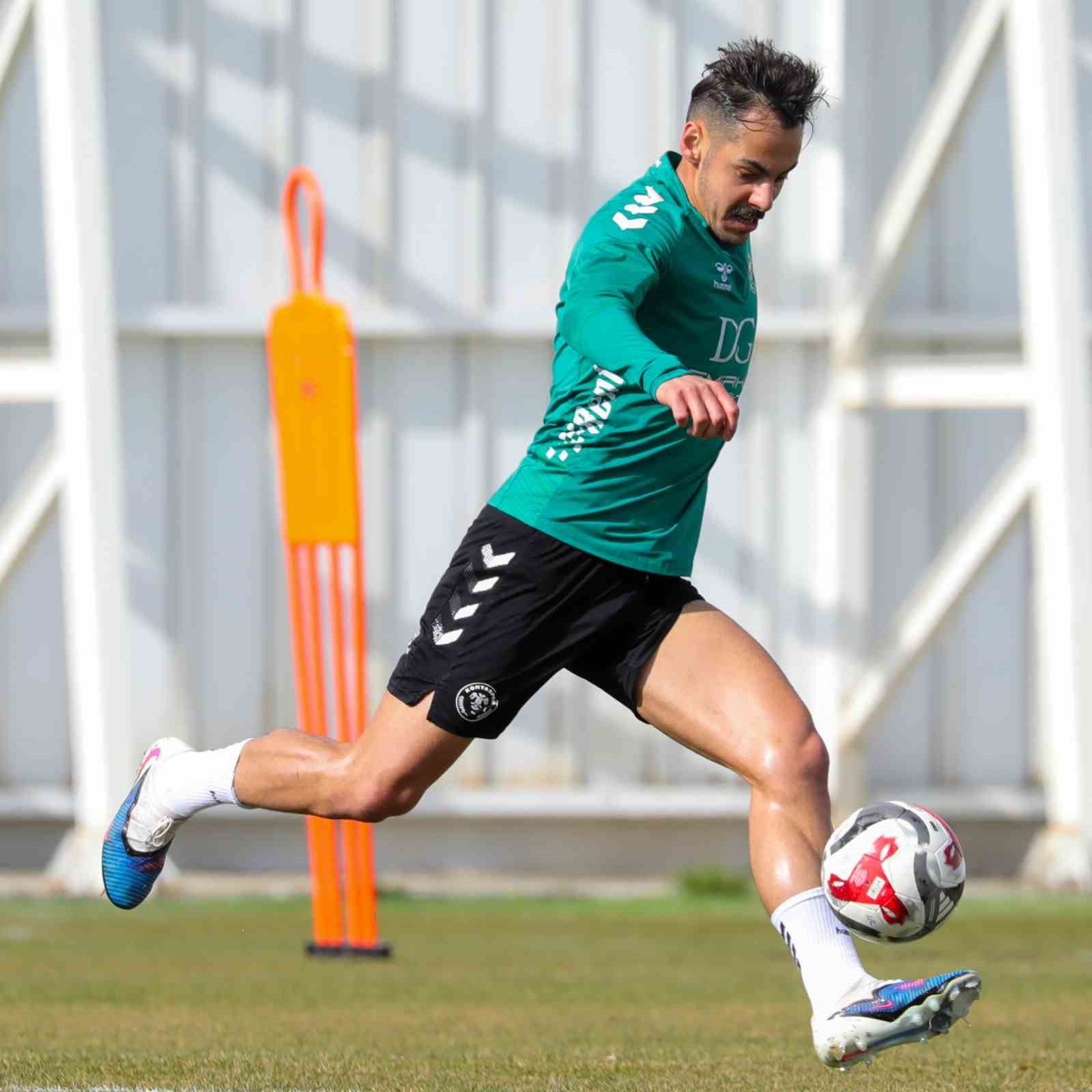 konyaspor corendon alanyaspor maci hazirliklarina basladi 1 fKQ2MRKL