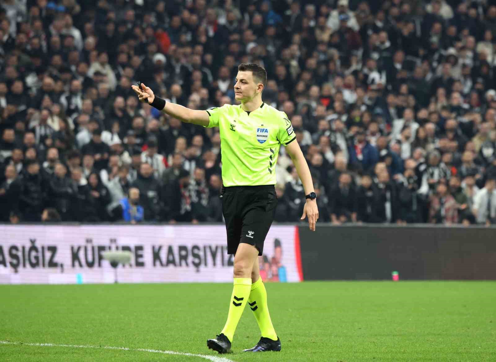 konyaspor fenerbahce macinin hakemi ozan ergun oldu 0 Yhvnewhl