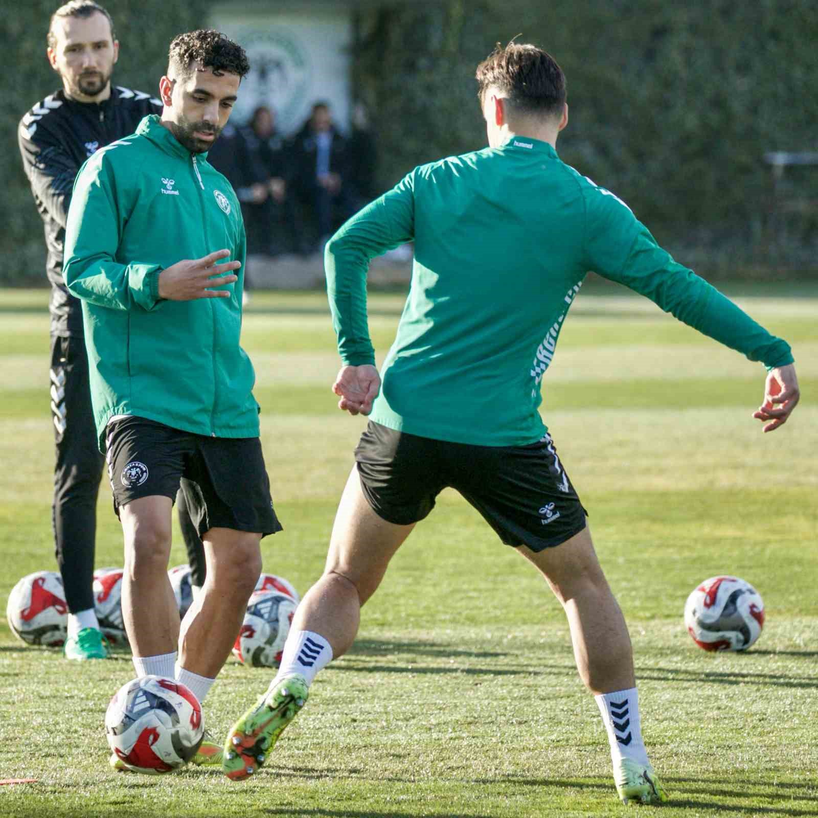 konyaspor galatasaray macina hazir 2 dX32WQOd