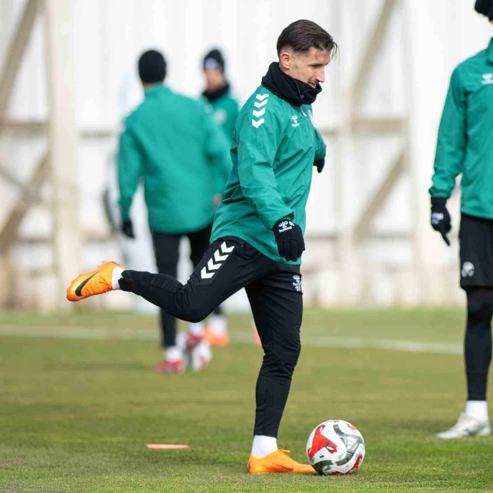 konyaspor gaziantep fk macinin hazirliklarini tamamladi 1