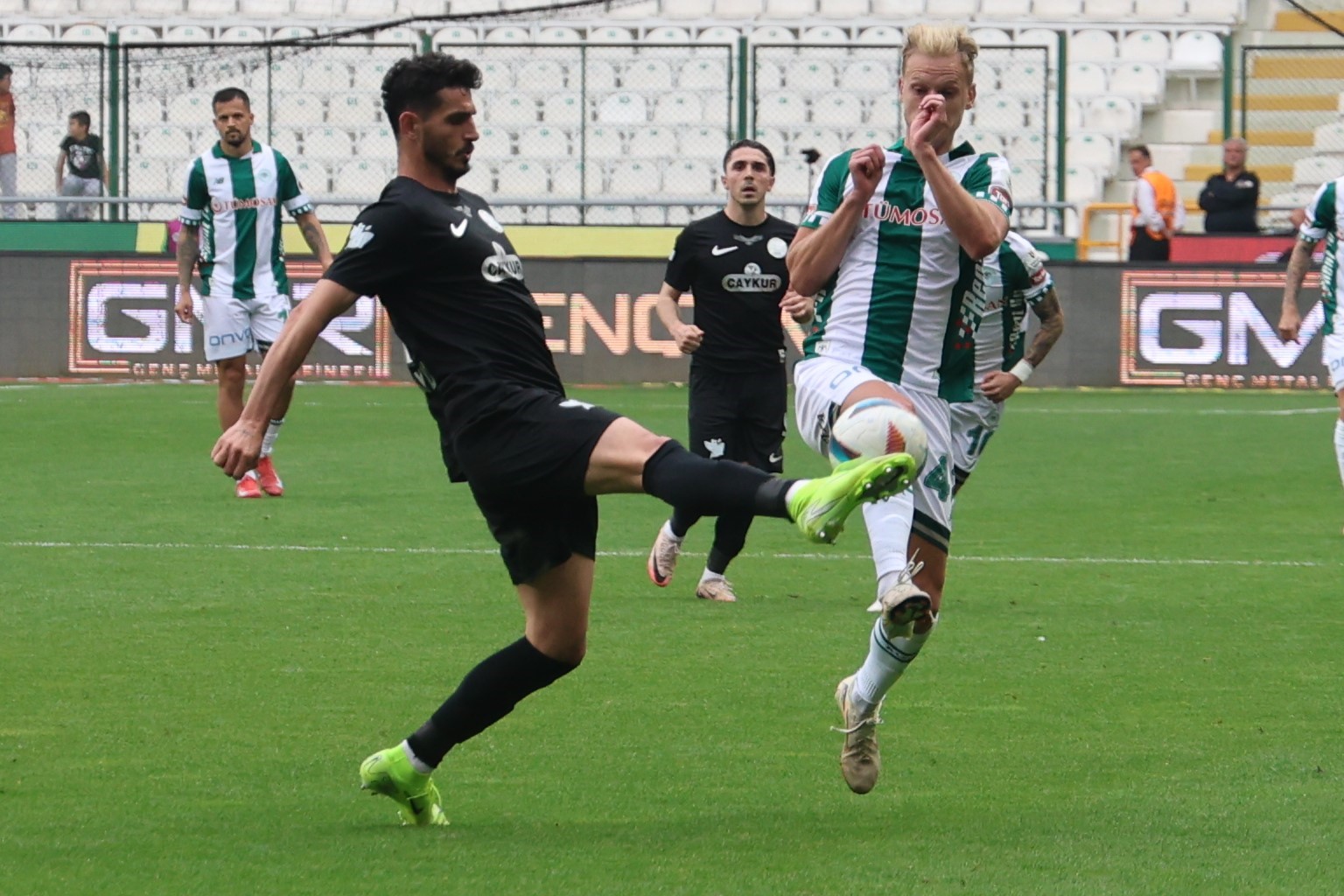 konyaspor ile caykur rizespor 33 randevuda 1 lrHKBjgI