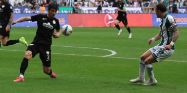 konyaspor-ile-caykur-rizespor-33-randevuda-LImWMkka.jpg
