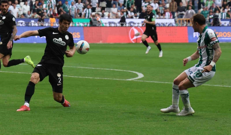 konyaspor-ile-caykur-rizespor-33-randevuda-LImWMkka.jpg