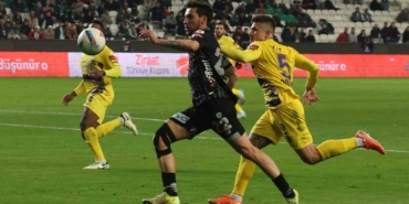 konyaspor-ile-eyupspor-4-randevuda-LxvTc899.jpg