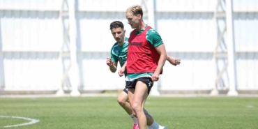 konyaspor-yeni-sezon-hazirliklarina-devam-ediyor-4fpf1Pug.jpg
