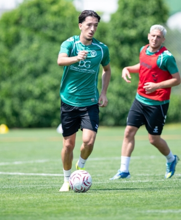 konyaspor-yeni-sezon-hazirliklarini-surduruyor-52Qf9Psv.jpg