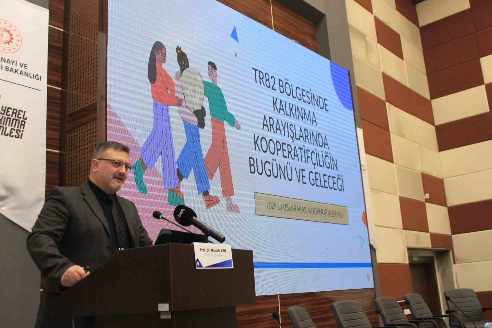 kooperatifciligin bugunu ve gelecegi kastamonuda masaya yatirildi 3 ACdJs2vA